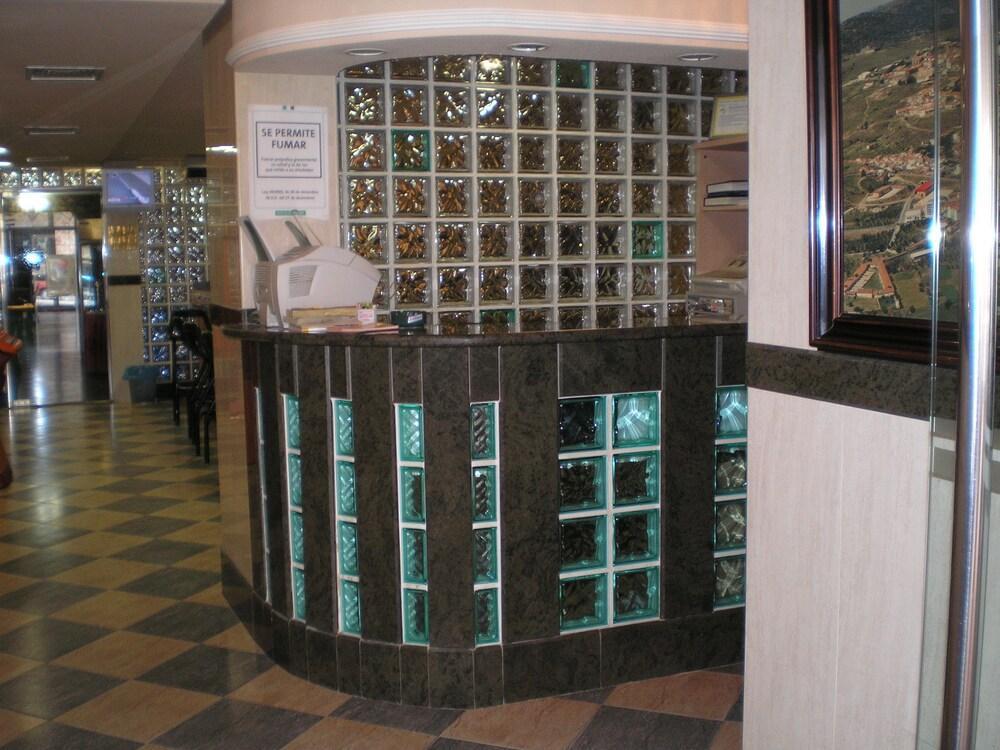 普拉森西亚 皇家旅馆酒店 外观 照片